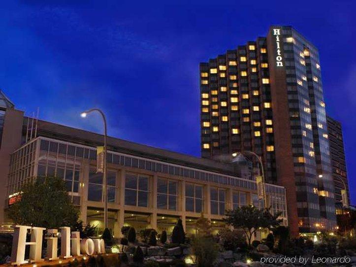 Best Western Plus Waterfront Hotel Windsor Exterior foto